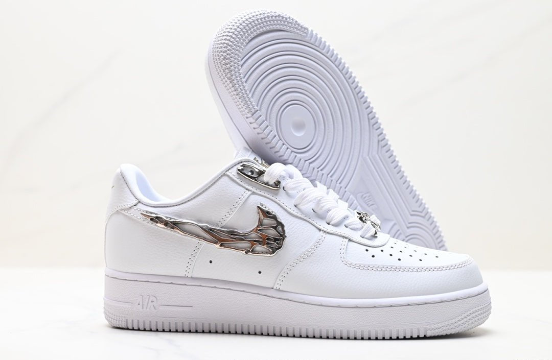 NIKE AIR FORCE 1 MOLTEN METAL