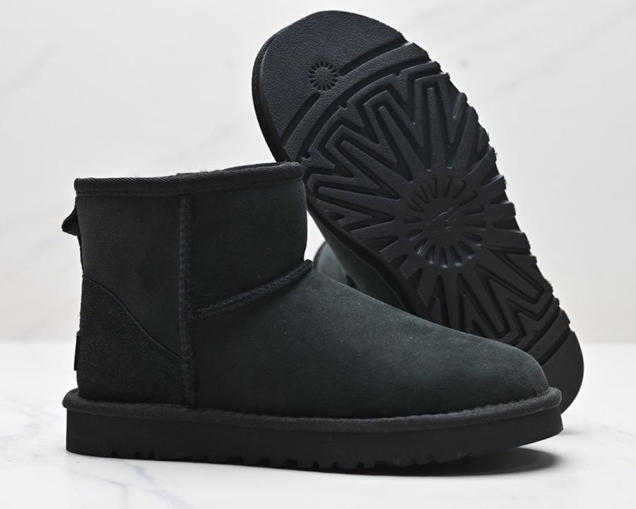 UGG Classic Ultra Mini